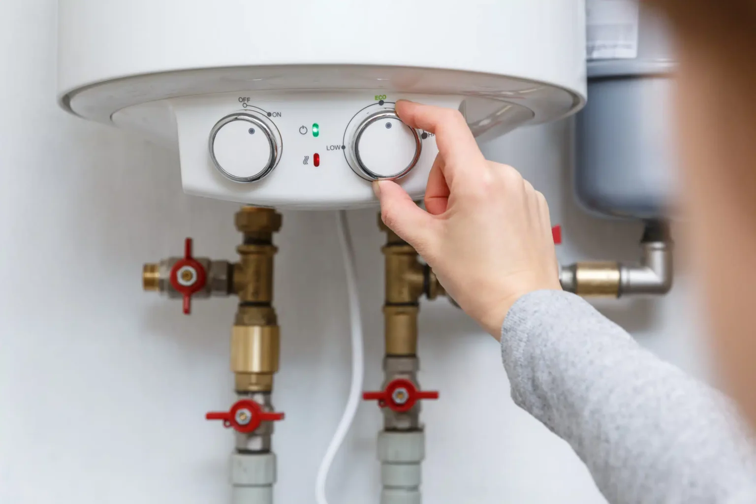 Water heater temperature adjustment and repair in Peachtree Corners, Georgia